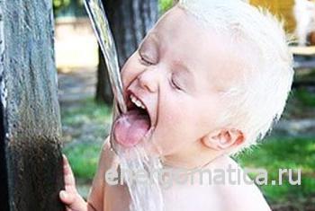Ребёнку необходимо значительно больше воды, чем взрослому